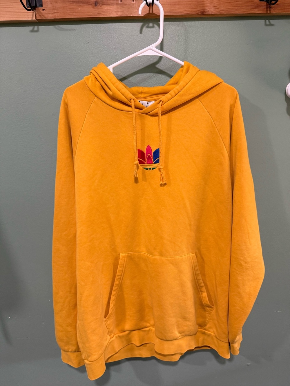 Adidas Yellow Trefoil Hoodie Size XL